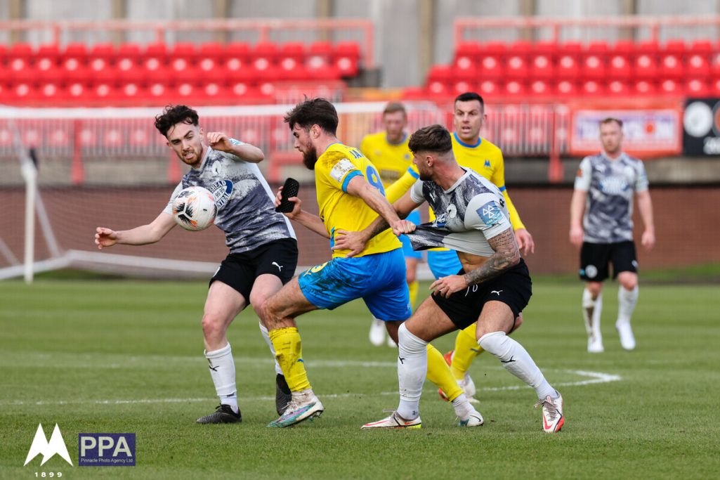 REPORT Gateshead 1 1 United Torquay United