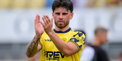 Callum Dolan of Torquay United during the pre season friendly match between Torquay United and Newport County at Plainmoor Torquay, Devon on Saturday 19th July 2025 - PHOTO: Frankie OKeeffe/PPAUK